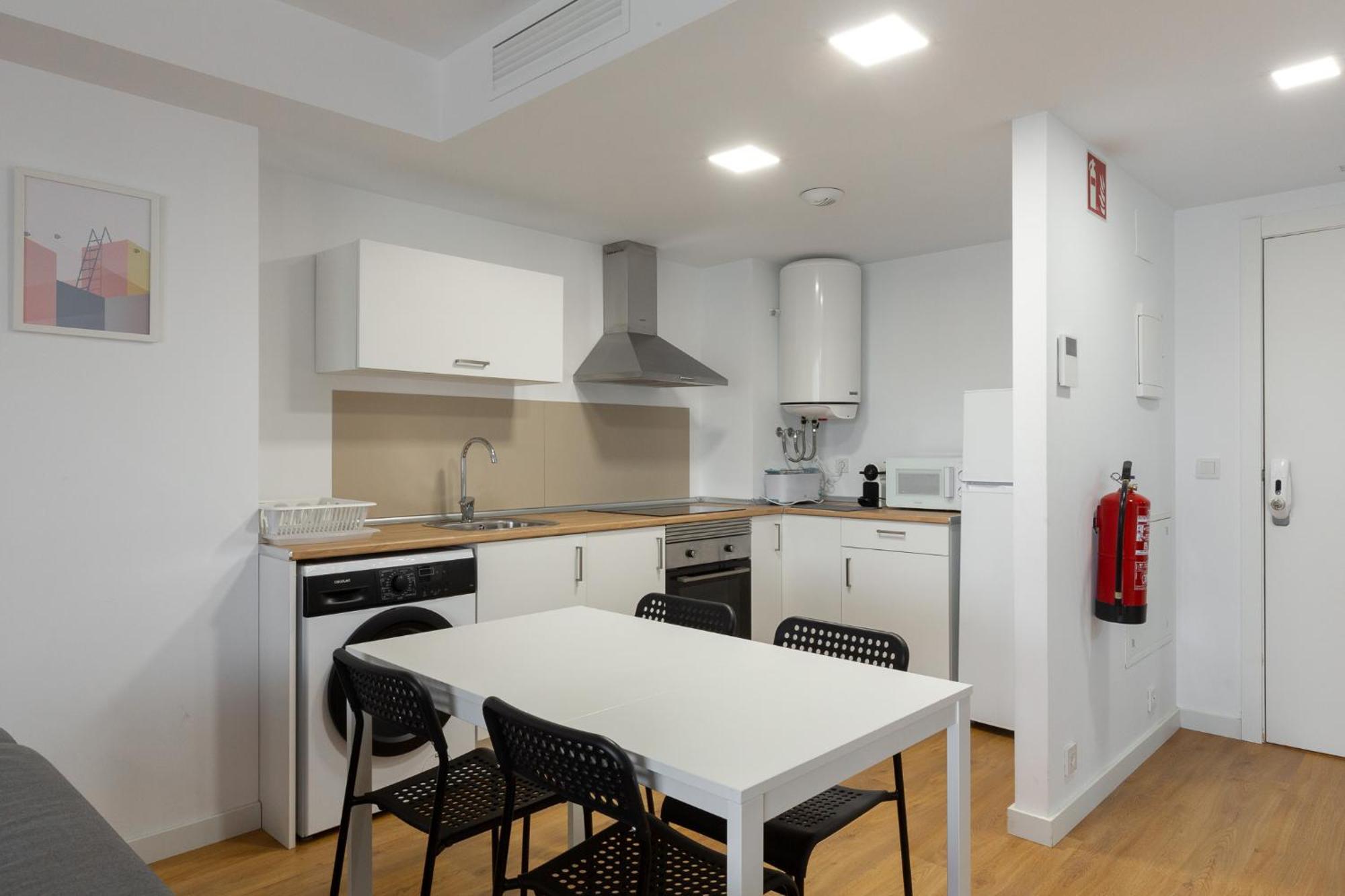 Apartamentos En Canet Al Mar, Junto Playa Y Con Piscina Канет-де-Беренгер Экстерьер фото
